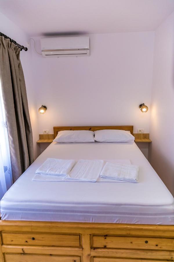 Casa Iordachescu 2 Mai Hotel Екстериор снимка