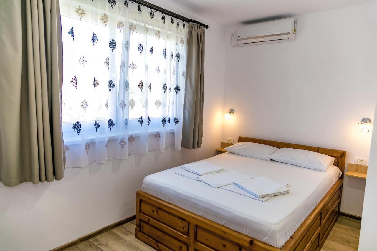 Casa Iordachescu 2 Mai Hotel Екстериор снимка