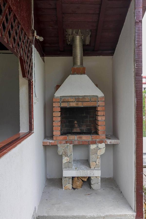 Casa Iordachescu 2 Mai Hotel Екстериор снимка